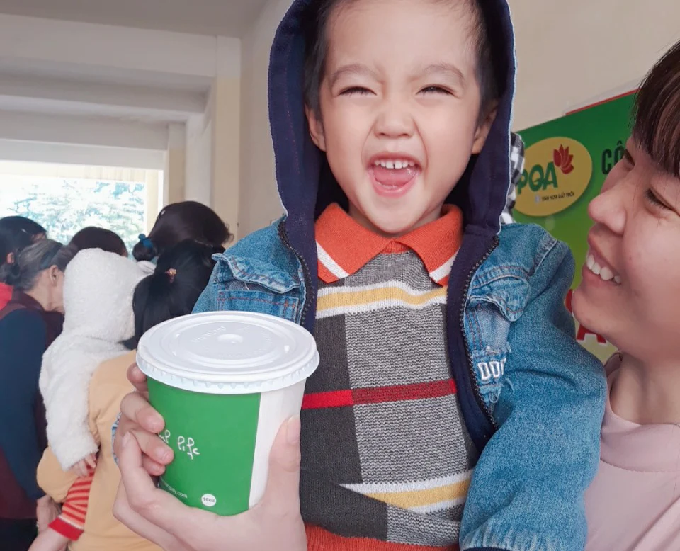 Chương trình thiện nguyện tháng 12: Tô cháo nhỏ - Lan tỏa yêu thương